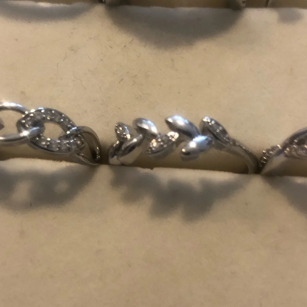 Silver Leaf Motif Ring